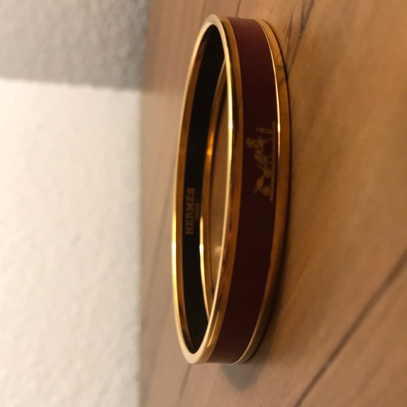 Hermès Burgundy Red Enamel Narrow Caleche Bangle - Picture 7 of 7